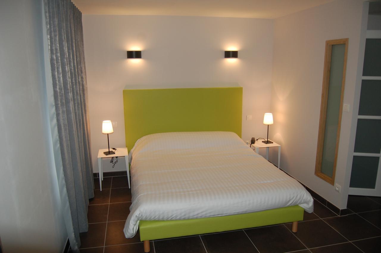 Louresse-Rochemenier Rocaminori Hotel מראה חיצוני תמונה